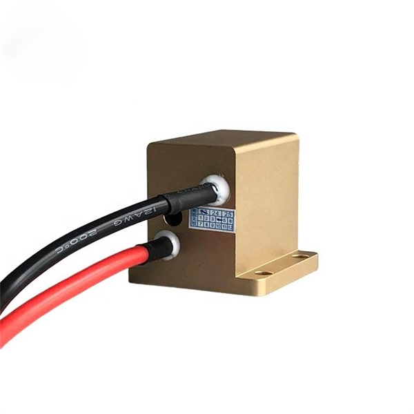 How to install the fixing straps for the distribution box
