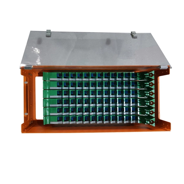 What are the different connection methods for a secondary distribution box