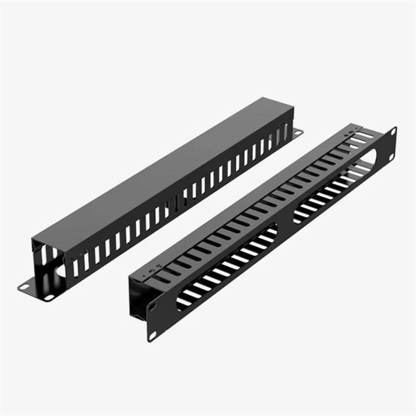 Where to plug the optical module into the switch 