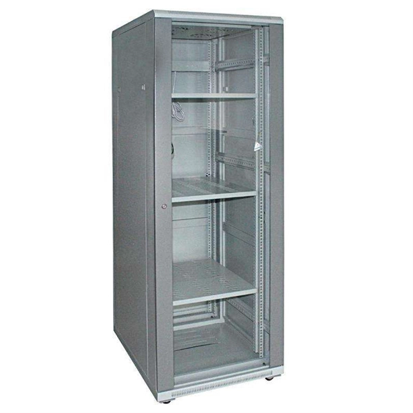 How to organize a 64U network rack