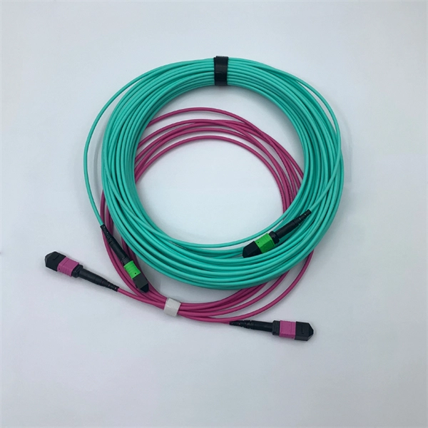 Fiber optic core patch panel splicing fiber optics