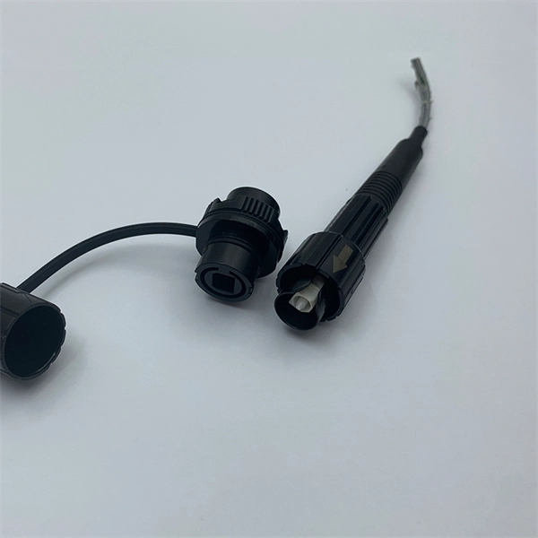 Low-noise fiber laser pointers used in intelligent computing centers