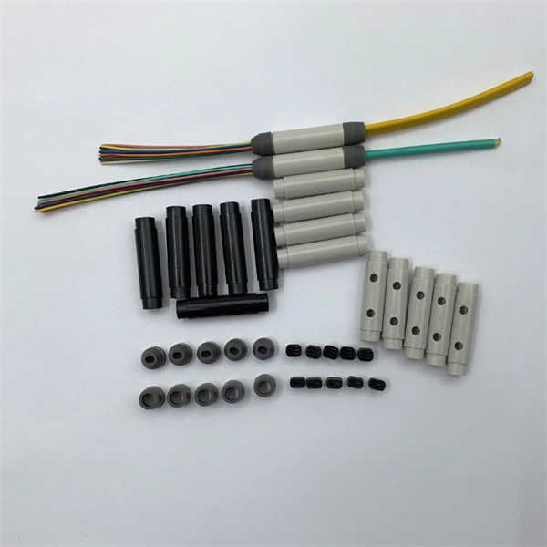 What are the types of optical fiber cables for line transmission 